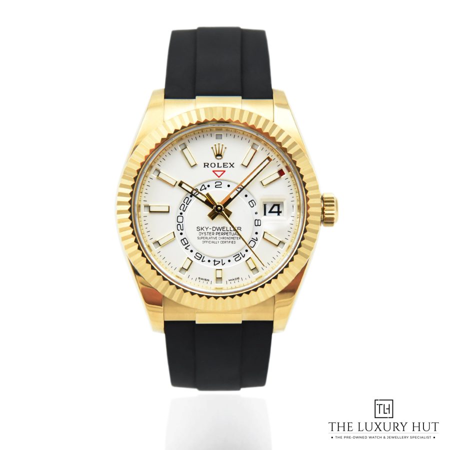 Rolex Skydweller Gold White 42794 a