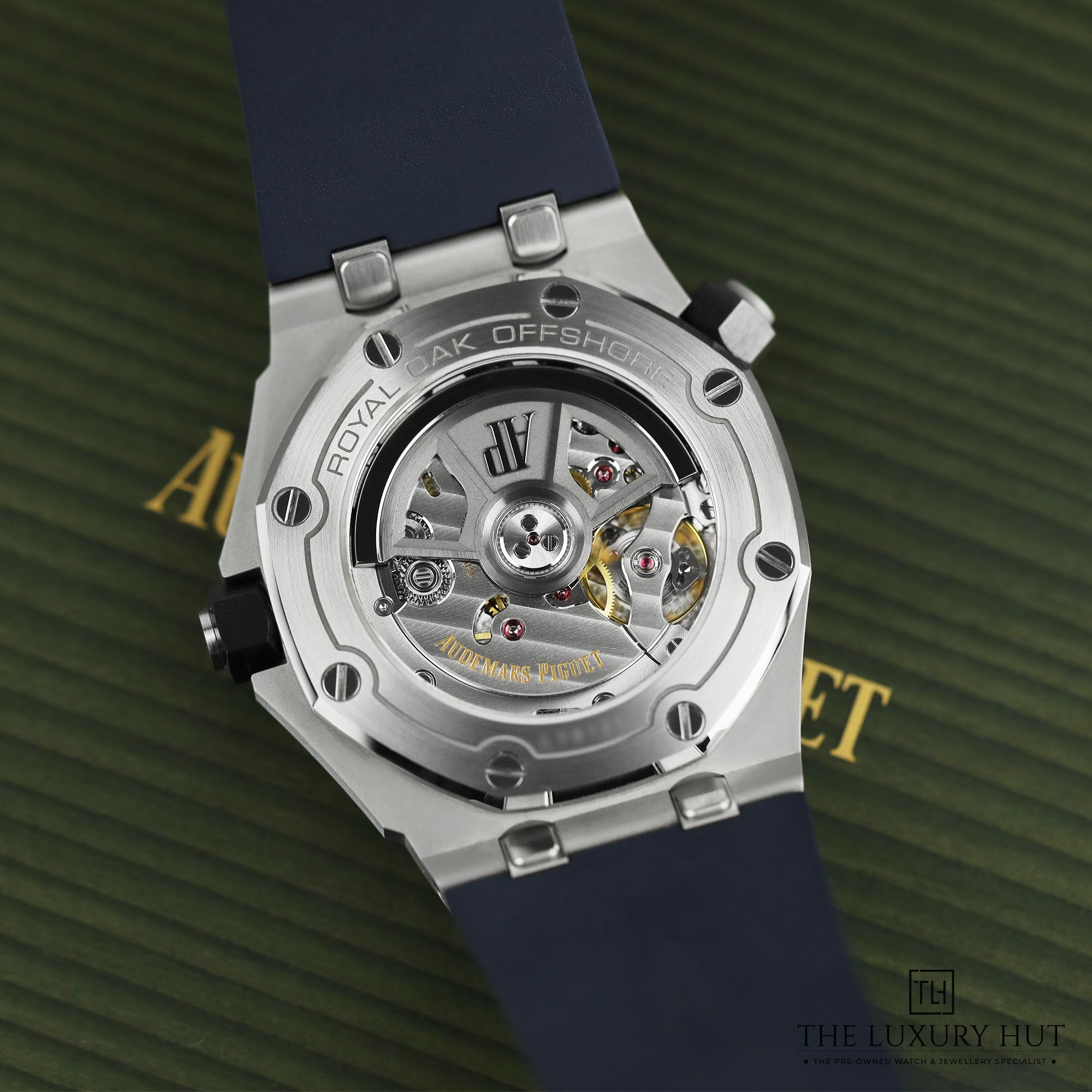 2024/10/AP_Royal_Oak_Blue_Mega_Tapisserie_51205-d.jpg