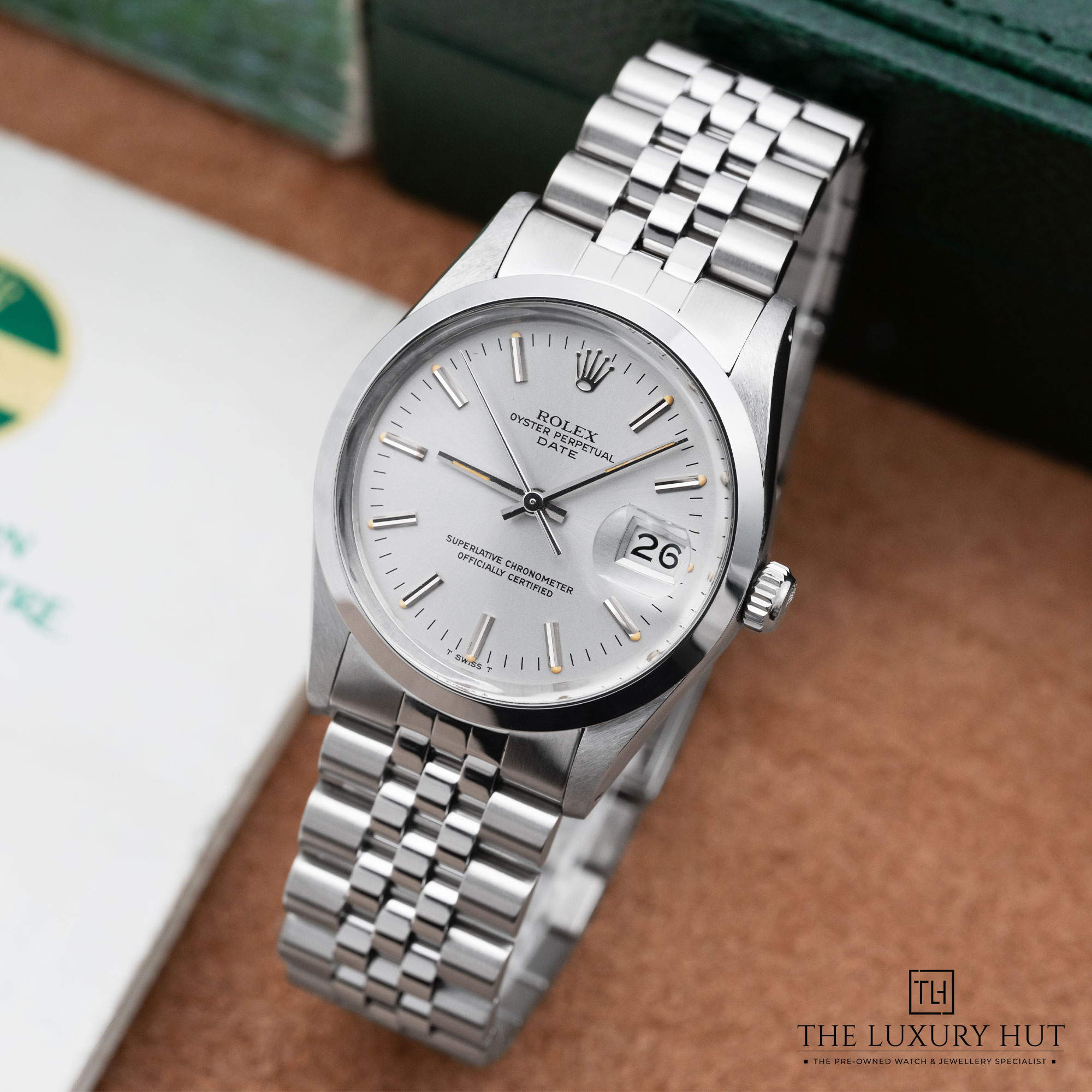 2025/07/Vintage_Rolex_Oyster_Perpetual_Date_Silver_51970-b.jpg