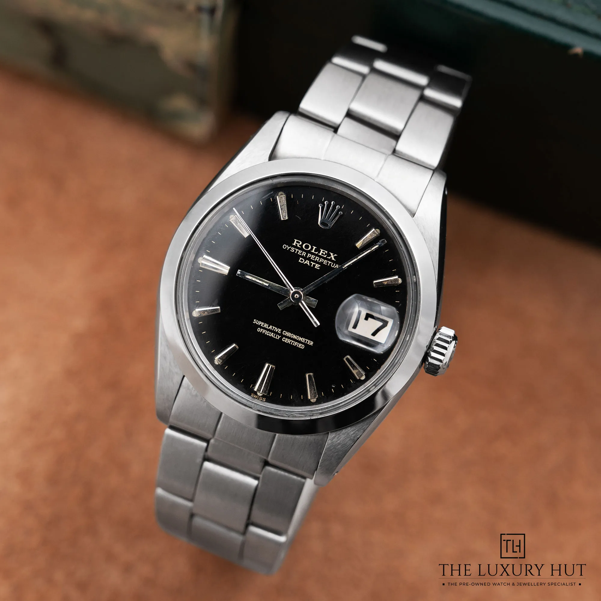2025/12/19d3fcb9-b2a6-4995-b8ba-3a416a1b5d62Vintage_Rolex_Oyster_Perpetual_34mm_Black_52494-b.jpg.webp
