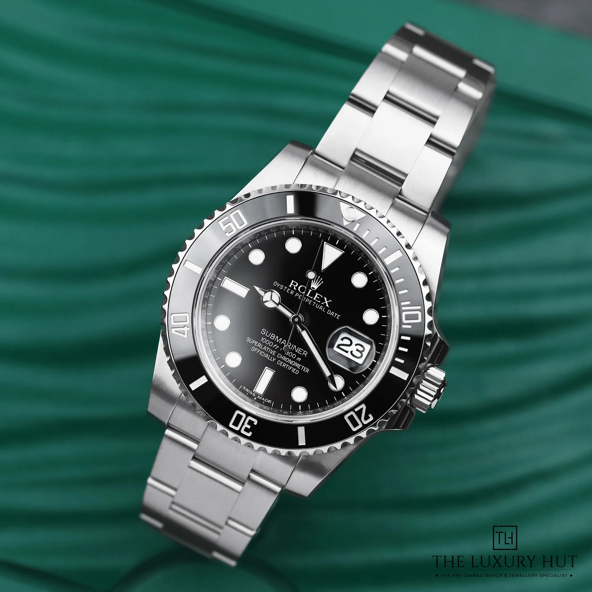 2025/12/7ca642f9-2adf-4dd3-a8e6-496c1b352847Rolex_Submariner_Date_Steel_40mm_Black_52498-b.jpg.webp