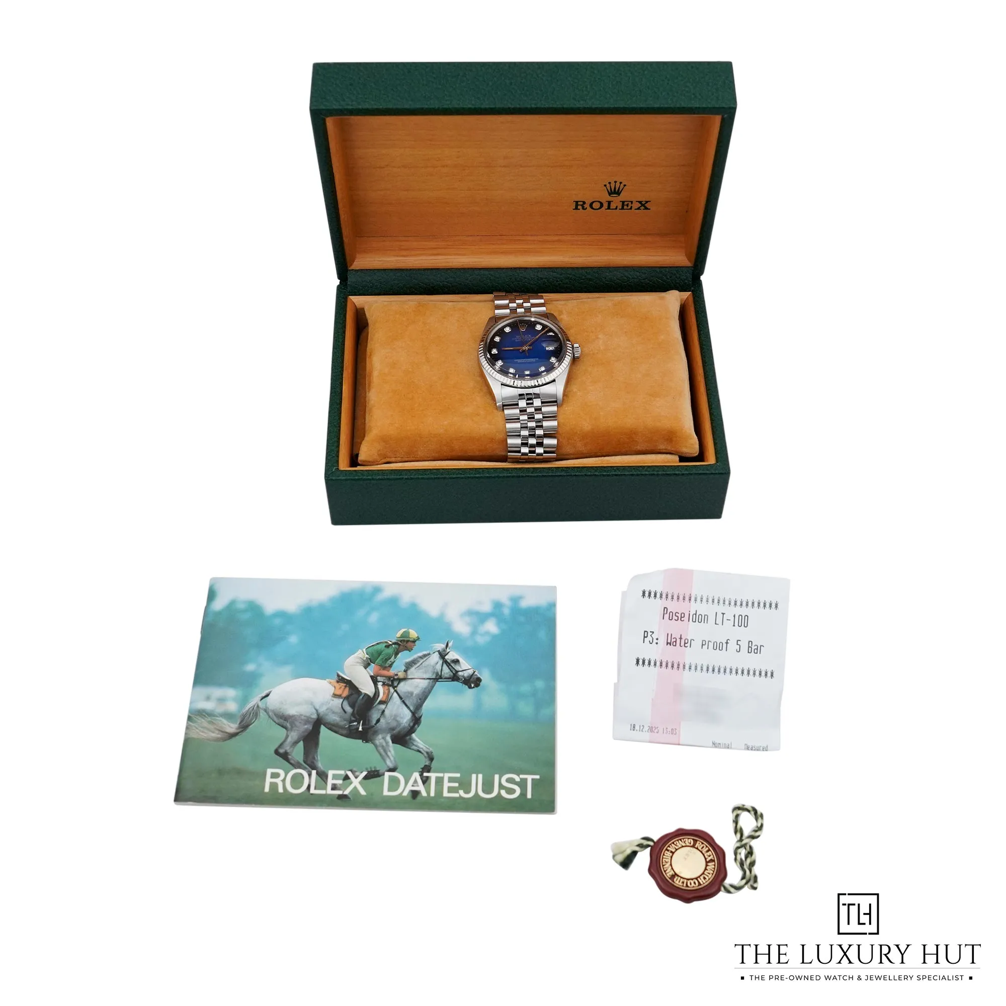 2025/12/f827819d-bee5-461c-99c3-9a6e962aa036Rolex_Datejust_36_Custom_Blue_Vignette_Diamond_52487-e.jpg.webp