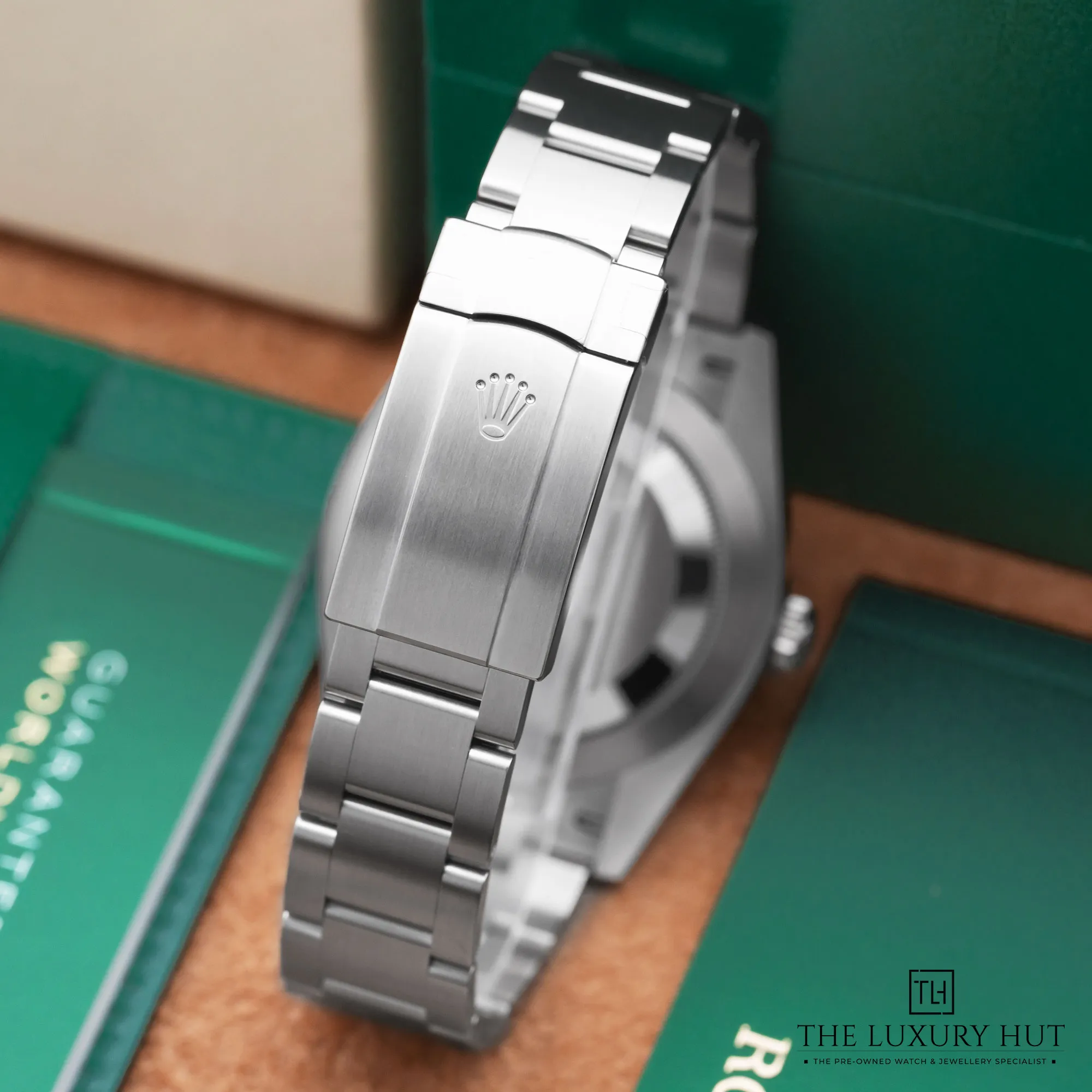 2026/01/ae04d206-c249-4cb1-9abb-f1353191d0e7Rolex_Oyster_Perpetual_41_Steel_Blue_Dial_52495-d.jpg.webp
