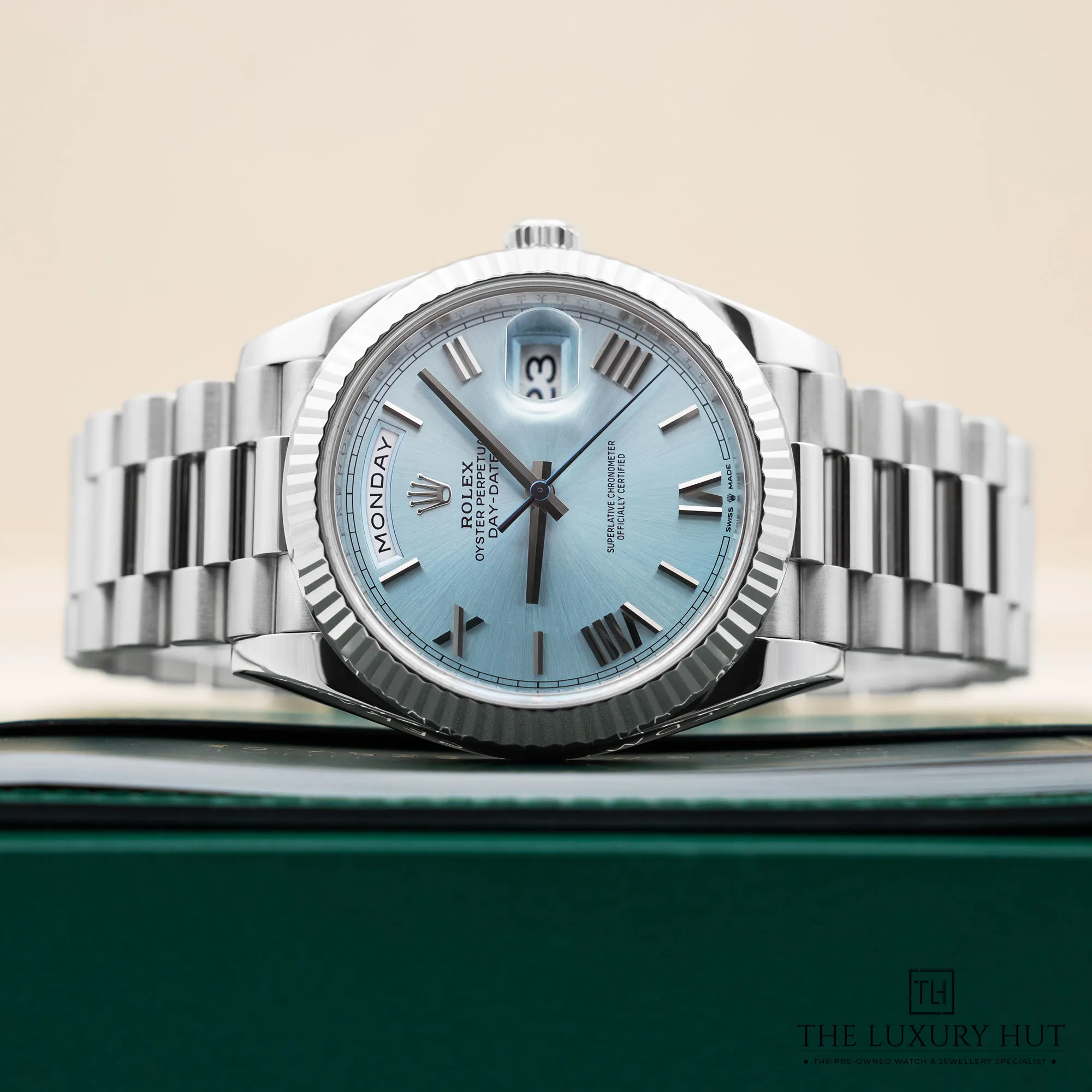 2026/01/d0c16089-99e2-4bd5-9e56-018c13eec5d4Rolex_Day-Date_40_Platinum_Ice_Blue_Dial_LB792-c.jpg.webp