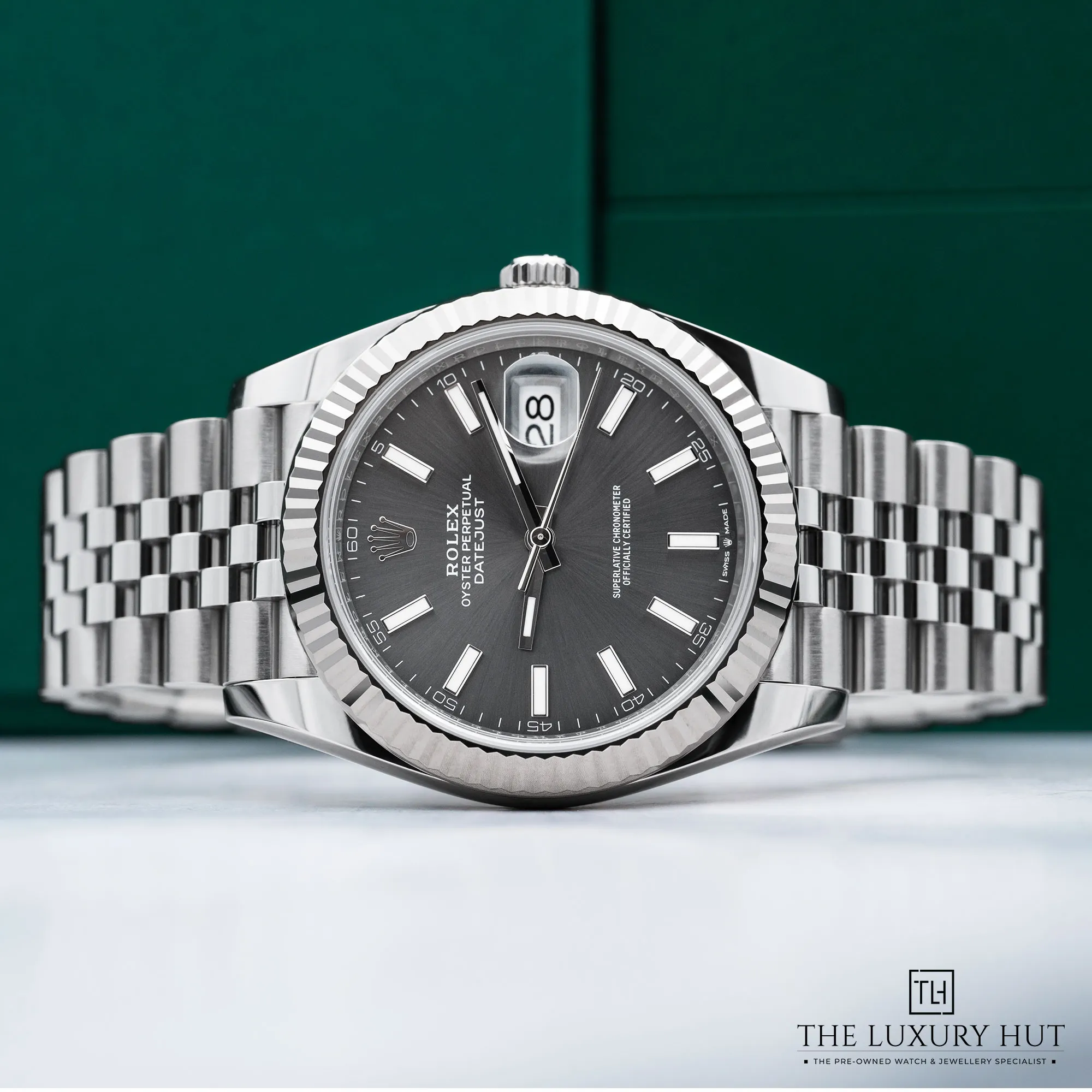 2026/02/80253a8b-611d-4c6c-92d5-916d2d468dc4Rolex_Datejust_41mm_Slate_Baton_Dial_52638-b.jpg.webp