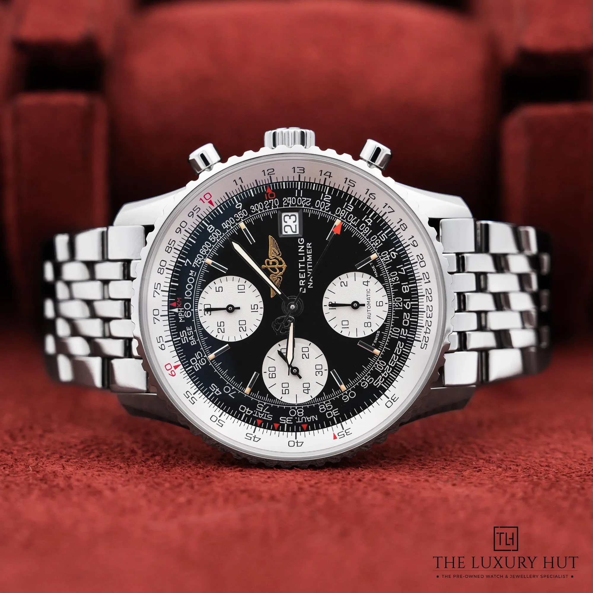 2026/02/b73f82c1-ef15-4341-b1be-5359f6749f77Breitling_Old_Navitimer_Chronograph_41_Black_Dial_52615-e.jpg.webp