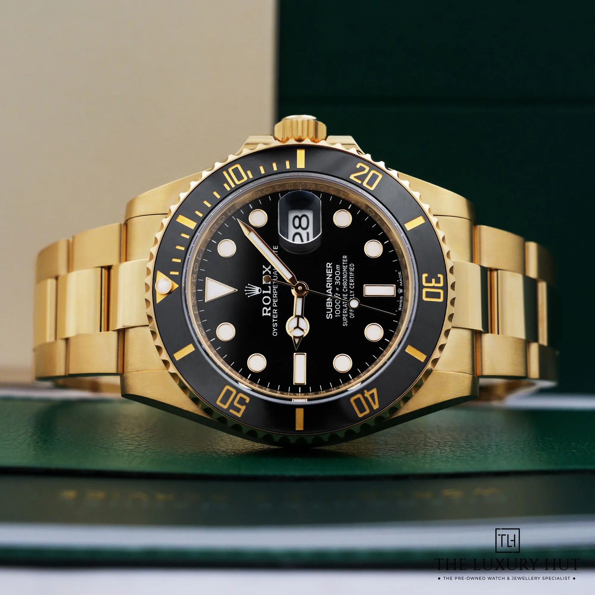 2026/07/024fee88-6f80-418e-b53d-fa466b7f64e6Rolex_Submariner_Date_Yellow_Gold_41mm_Black_Update_53194-cc.jpg.webp