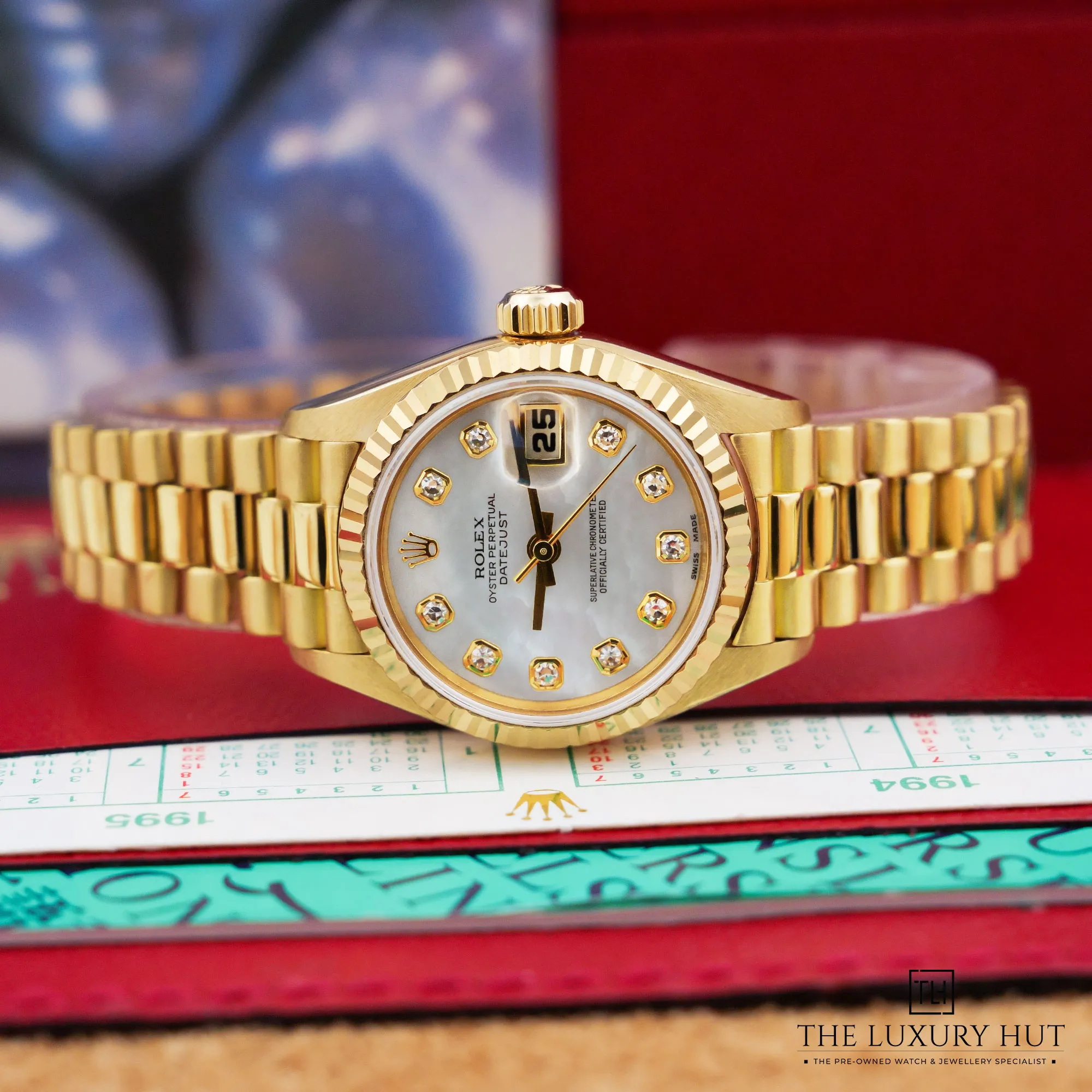 2026/10/5ad43b43-7559-4c41-bbd0-341c11af3eeeRolex_Lady-Datejust_26mm_MOP_Diamond_New_53402-cc.jpg.webp