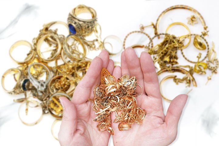 5 Things to Consider Before You Sell Scrap Gold - The Luxury Hut