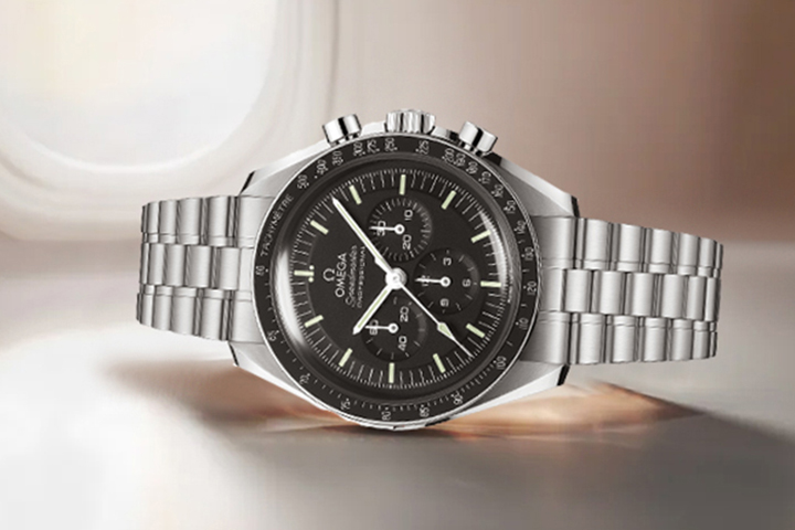 Omega Speedmaster Moonwatch