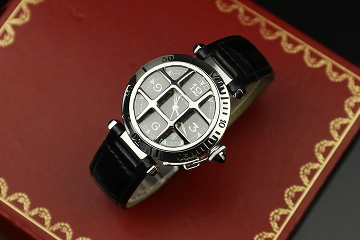Cartier Pasha 2379