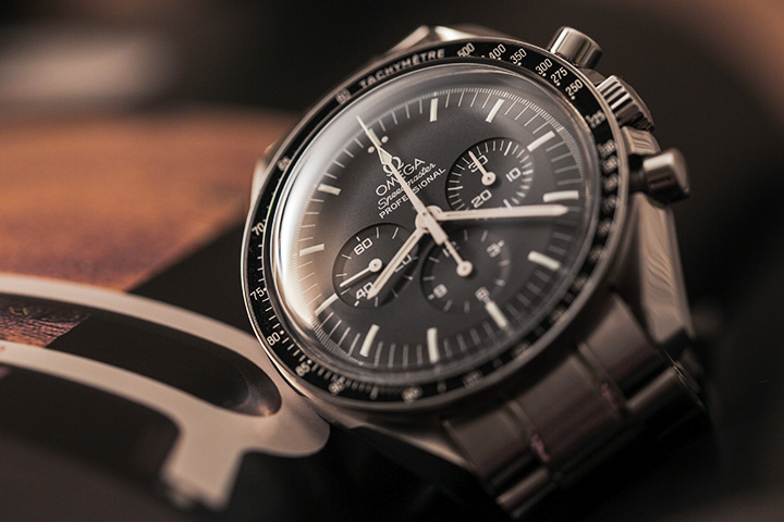 Omega Speedmaster Moonwatch Professiona